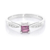 Anillo en plata con Rodolita de Rajastán