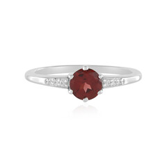 Anillo en plata con Granate de Mozambique