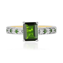 Anillo en plata con Diópsido de Rusia
