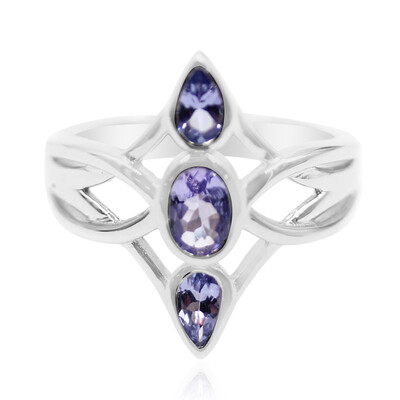 Anillo en plata con Tanzanita