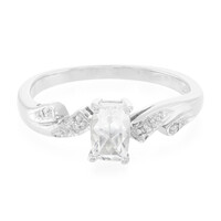 Anillo en plata con Goshenita