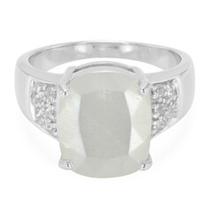 Anillo en plata con Piedra de Luna blanca