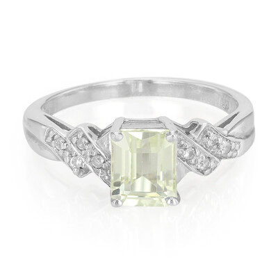 Anillo en plata con Cuncita amarillo canario