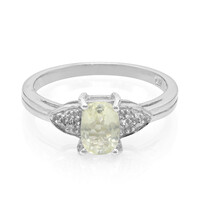 Anillo en plata con Ortoclasa