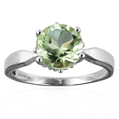 Anillo en plata con Amatista verde