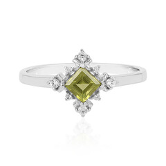 Anillo en plata con Peridoto