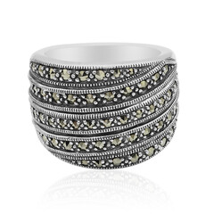 Anillo en plata con Marcasita