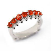 Anillo en plata con Ópalo de fuego de México (Dallas Prince Designs)