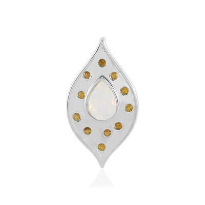 Colgante en plata con Ópalo de Welo(Adela Silber)