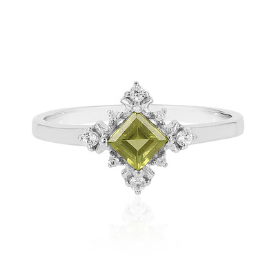 Anillo en plata con Peridoto