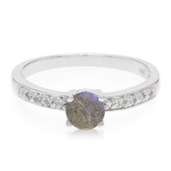 Anillo en plata con Espectrolita