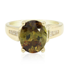 Anillo en oro con Andalucita