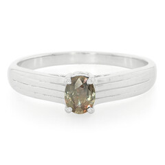 Anillo en plata con Zafiro color cambiante no calentado