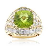 Anillo en oro con Peridoto de Dashihe (CIRARI)