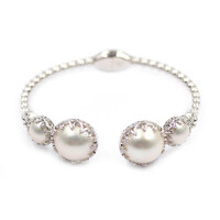 Brazalete en plata con Perla Mabe (Dallas Prince Designs)