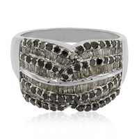 Anillo en plata con Diamante negro