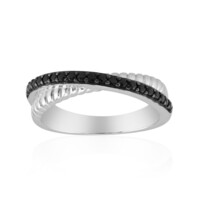 Anillo en plata con Espinela negra