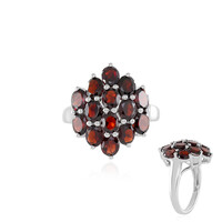 Anillo en plata con Granate de Mozambique