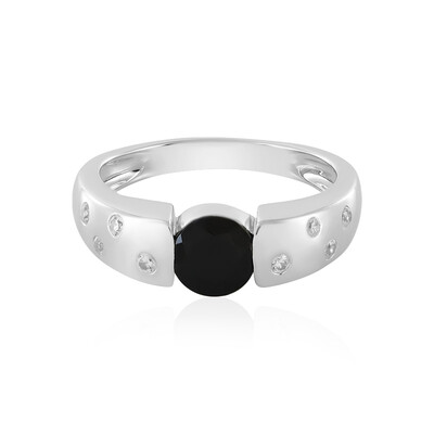 Anillo en plata con Turmalina negra