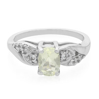 Anillo en plata con Ortoclasa