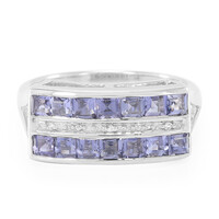 Anillo en plata con Iolita de Ceilán