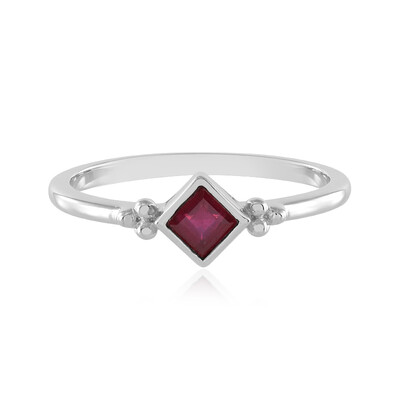 Anillo en plata con Rubí de Madagascar