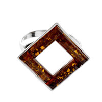 Anillo en plata con Ámbar báltico