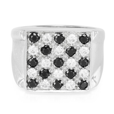 Anillo de hombre en plata con Espinela negra