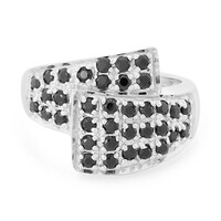 Anillo en plata con Espinela negra