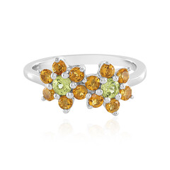Anillo en plata con Peridoto