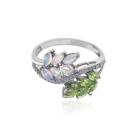 Anillo en plata con Ópalo de Welo