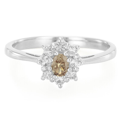 Anillo en plata con Granate de Tanzania de color cambiante