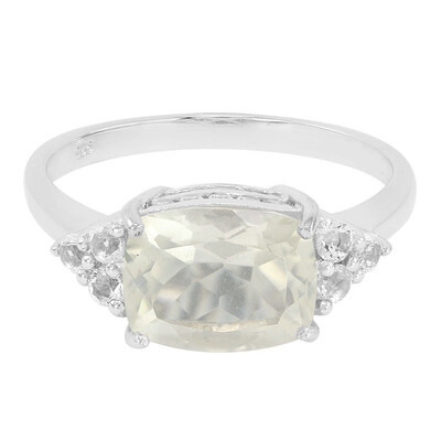 Anillo en plata con Ortoclasa