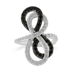 Anillo en plata con Espinela negra