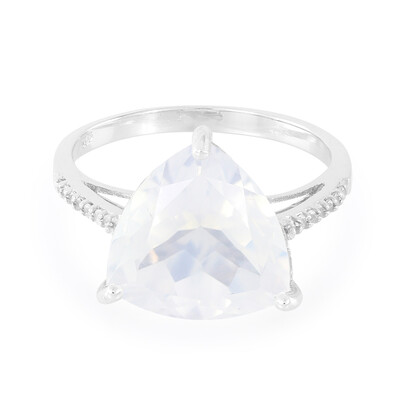 Anillo en plata con Cuarzo Luna Helada
