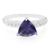 Anillo en plata con Iolita de Ceilán