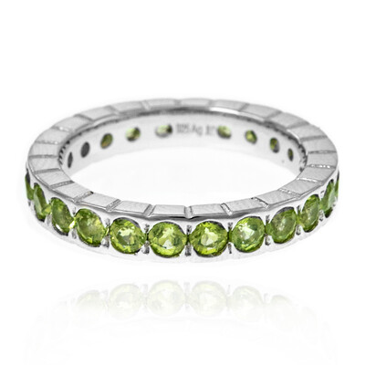 Anillo en plata con Peridoto