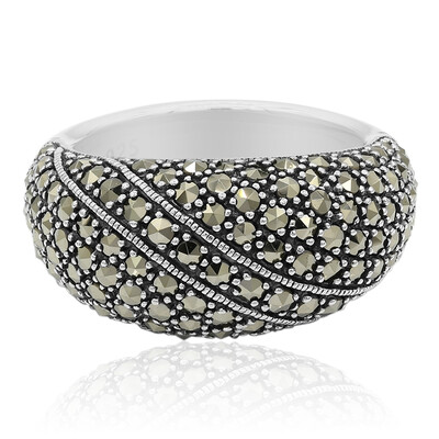 Anillo en plata con Marcasita