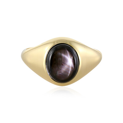 Anillo en oro con Zafiro estrella negra