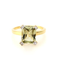 Anillo en plata con Zultanita