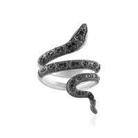 Anillo en plata con Espinela negra