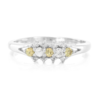 Anillo en plata con Granate de Tanzania de color cambiante