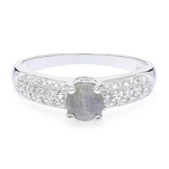 Anillo en plata con Espectrolita