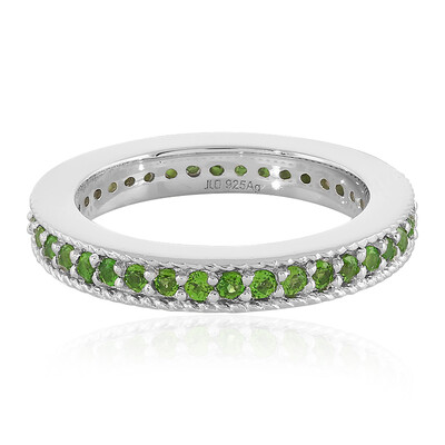 Anillo en plata con Diópsido de Rusia