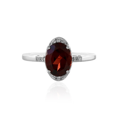 Anillo en plata con Granate de Mozambique