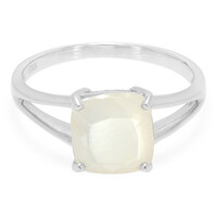 Anillo en plata con Piedra de Luna blanca