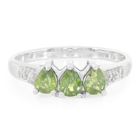 Anillo en plata con Zafiro verde AAA