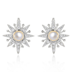 Pendientes en plata con Perla Freshwater (Dallas Prince Designs)