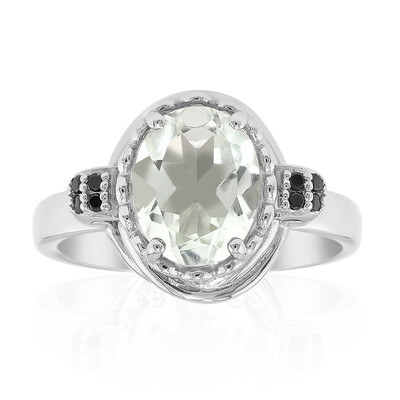 Anillo en plata con Amatista verde
