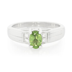 Anillo en plata con Apatita de Rusia